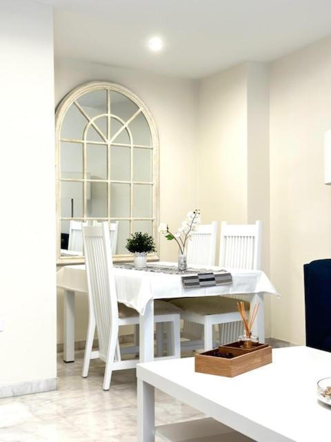 Apartamento Puerta Cerrada Ecija Bagian luar foto