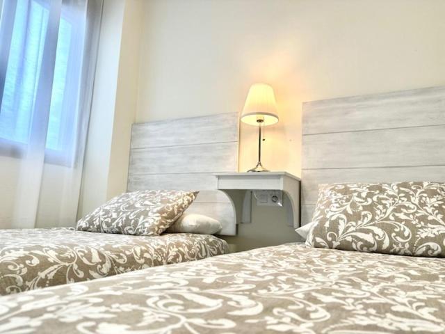 Apartamento Puerta Cerrada Ecija Bagian luar foto