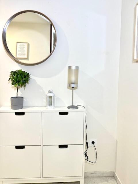 Apartamento Puerta Cerrada Ecija Bagian luar foto